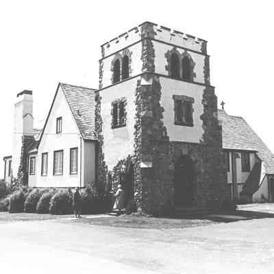 Montauk Community Church, pre-1967 before the expansion | Reverend Howard Friend Collection, Montauk Library Archives