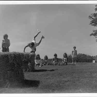Field Day at Third House, 1980s | Photos by Suzanne Gosman, Montauk Library Archives
