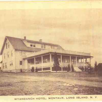 Postcard of Wyandanch Hotel, undated | John Cook Postcard Collection, Montauk Library Archives