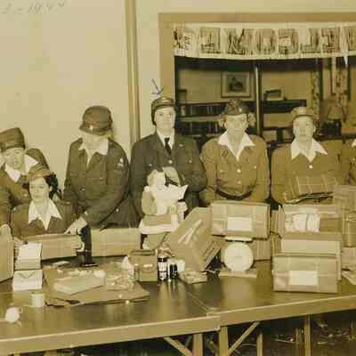 American Women's Voluntary Services, 1943-1944 | Peg Winski digital collection, Montauk Library Archives