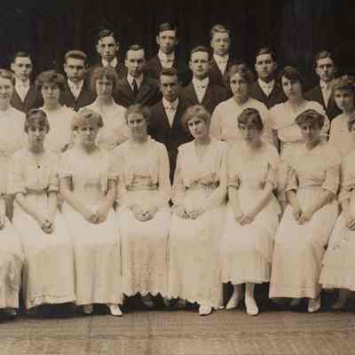 BHS Class of 1915 (identified)