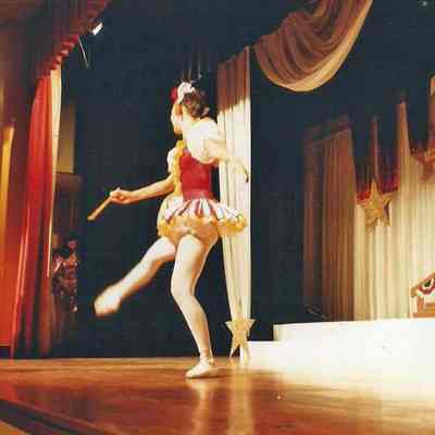 Jill Payeur in her ballet number.