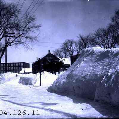 Maine Street Brunswick looking towards Fort Andross in the winter.
