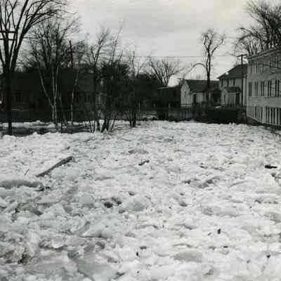 Ice and Buildings during the 1936 Flood