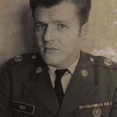 A photo view of S. Sgt. Roy Roy. 12/16/1971.