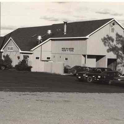 A photo view of a seafood restaurant. 10/6/1992.