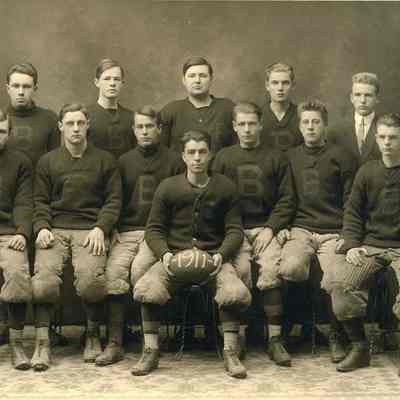 Brunswick High School football team 1911