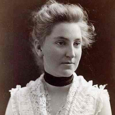 Alice L. Tate (Mrs. Hawthorne).