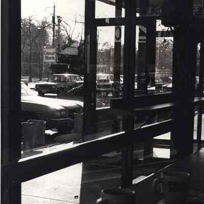 Front Entrance to the Dunkin Donuts