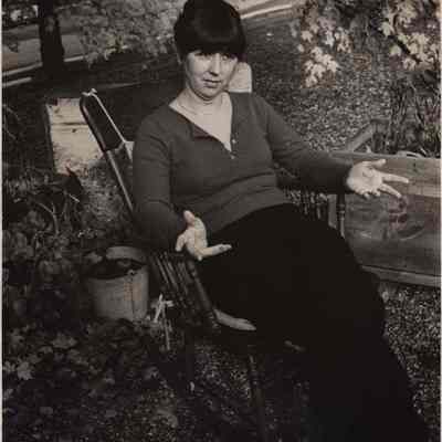 A photo view of Michelle Henry. 11/1979.