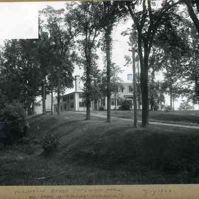 Purinton House in Topsham