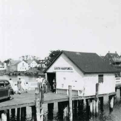 Wharf at the end of South Harpswell