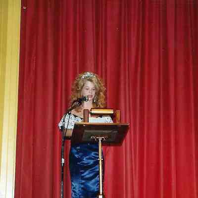 Lisa Kelly MC