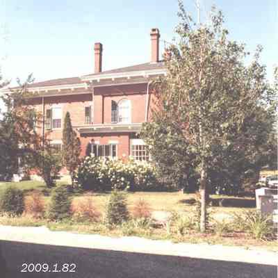 A photo of the house at 11 Lincoln St.