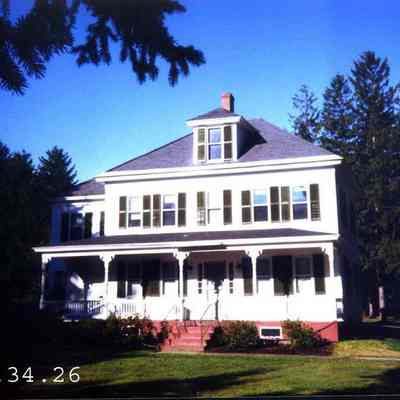 Photo of the house at 38 College Street.