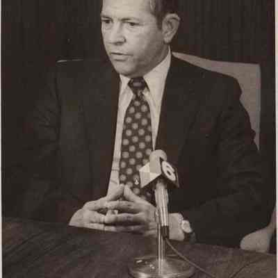 A photo view of Elwin Thurlow.