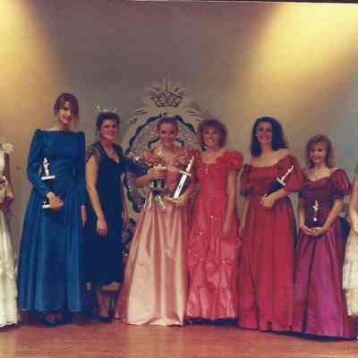 the queen and her court;