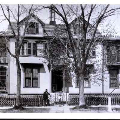 J.L. Chamberlain House