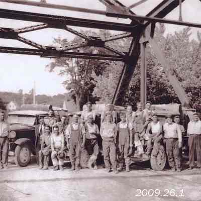 A group of workman at the Topsham end of the bridge.