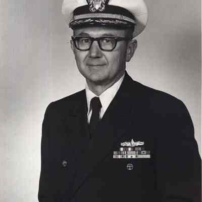 A photo view of Capt. Charles L. Mull II. 6/1/1981.