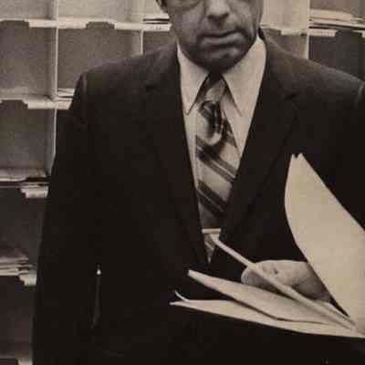 A photo view of Floyd M. Wright Jr.