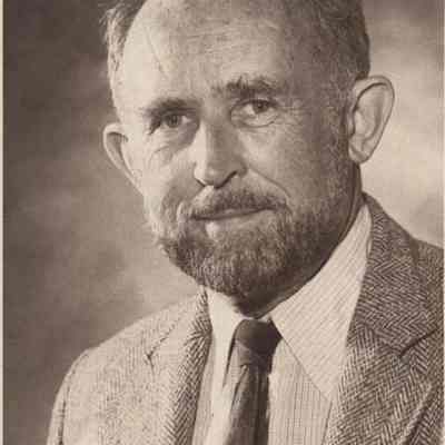 A photo view of Prof. Arthur M. Hussey II.