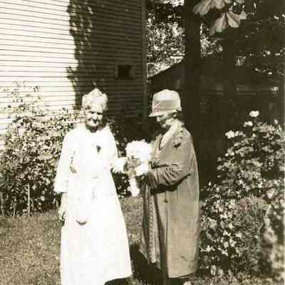 Evelyn Edwards