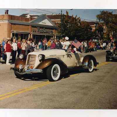 Brunswick's 250th anniversary parade
