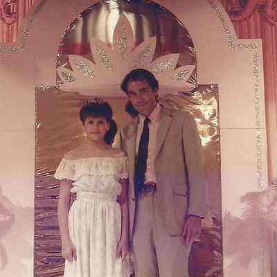 A color photograph of Teen Queen Beth Wentworth with her father Les Wentworth.