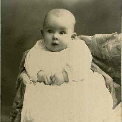 A photo of Merton D. Pennell.