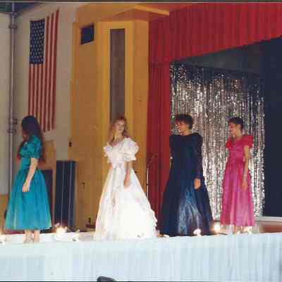 Mara Kane, Michele Byras, Courtney Garrison and Charity Edwards.