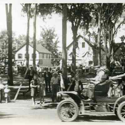 The Brunswick Bicentennial Parade