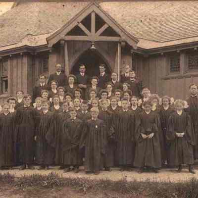 Group at Vestry Door of the First Parish Church