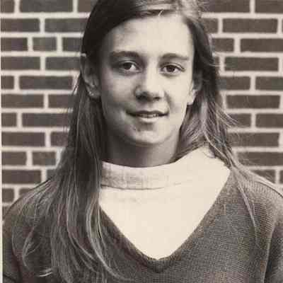 A photo view of a girl. 6/2/1992.