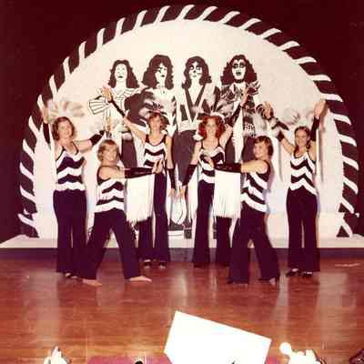 Teen Queen Pageant Participants