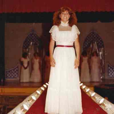 A color photograph of contestant #4 Karen Coombs