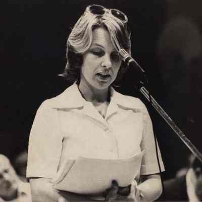 A photo view of Lyn Schramm. 5/22/1980.
