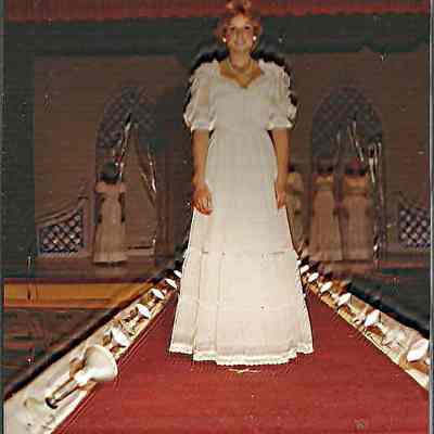 A color photograph of contestant #2 Kim Henderson