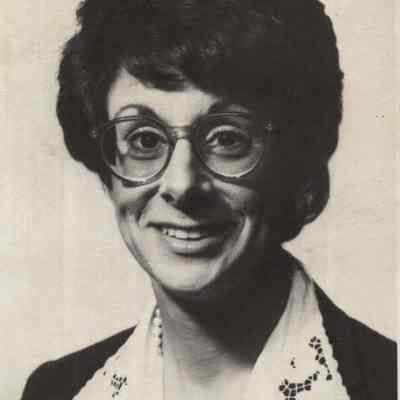 A photo view of Dr. Roberts Tansman Jacobs. 7/6/1982.