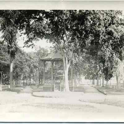 Brunswick Mall Gazebo on Lower End