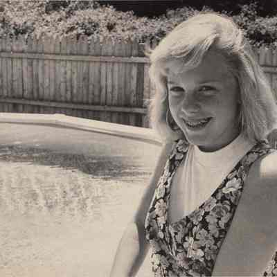 A photo view of Jessica James. 7/23/1991.