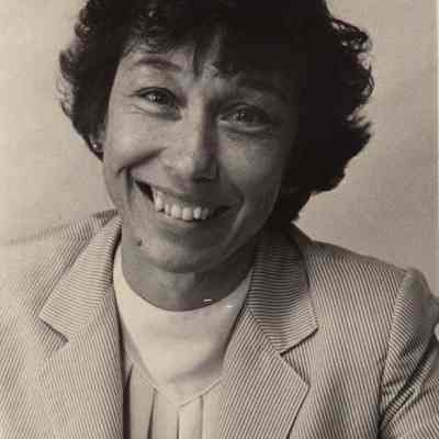A photo view of Kathenne Sinnot. 7/13/1989.