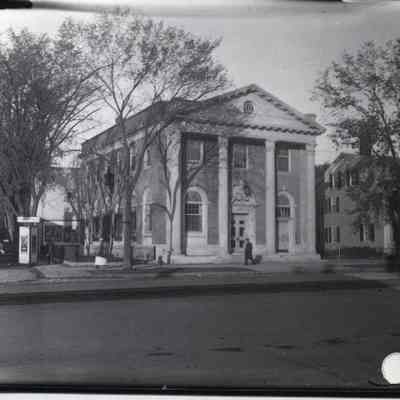 1st National Bank Maine St at Cumberland St