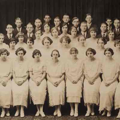A photo of BHS Class of 1923.