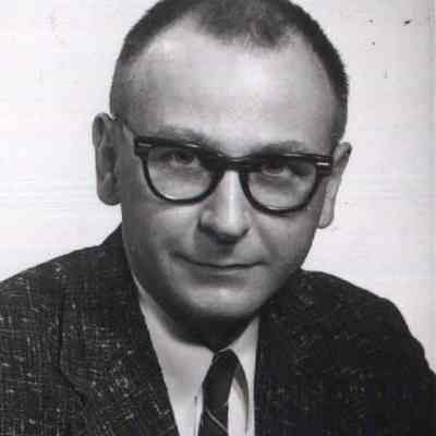 A photo view of Jim Pierce.