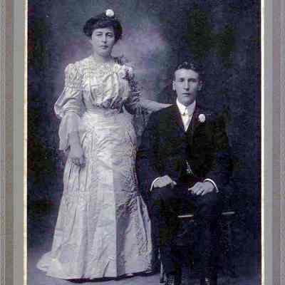 A photo of Willie & Annie Tibbetts.