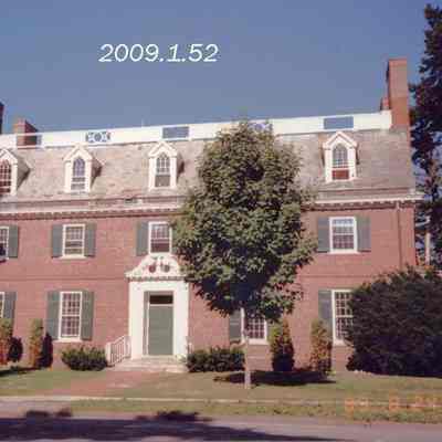 A photo of the house at 228 Maine Street.