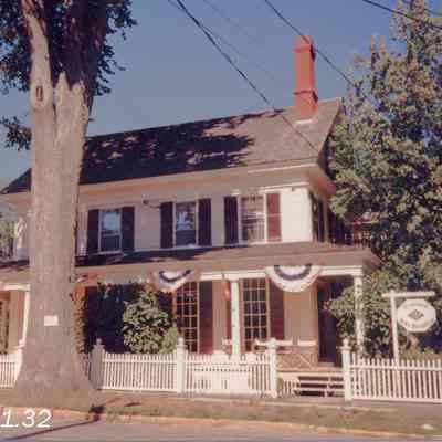 A photo of the house at 165ark Row.