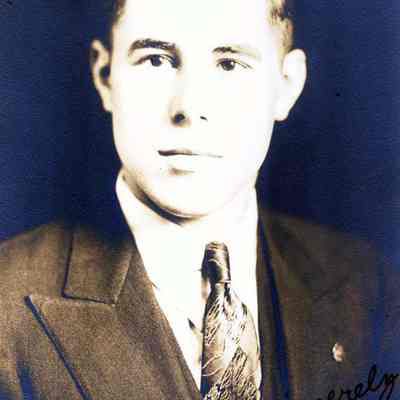 A photo of Thomas William Goodwin.