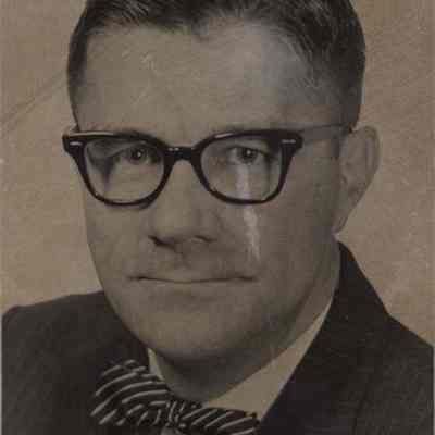 A photo view of Dr. William Haddon, Jr.